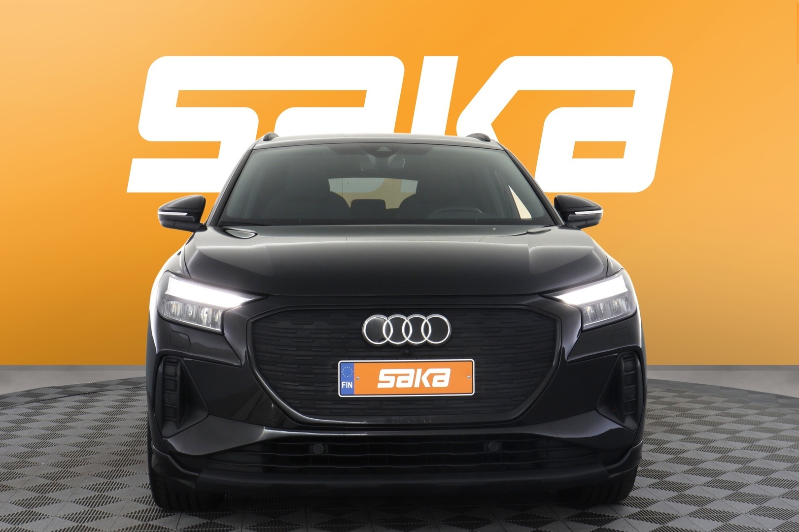 AUDI Q4 e-tron 2022