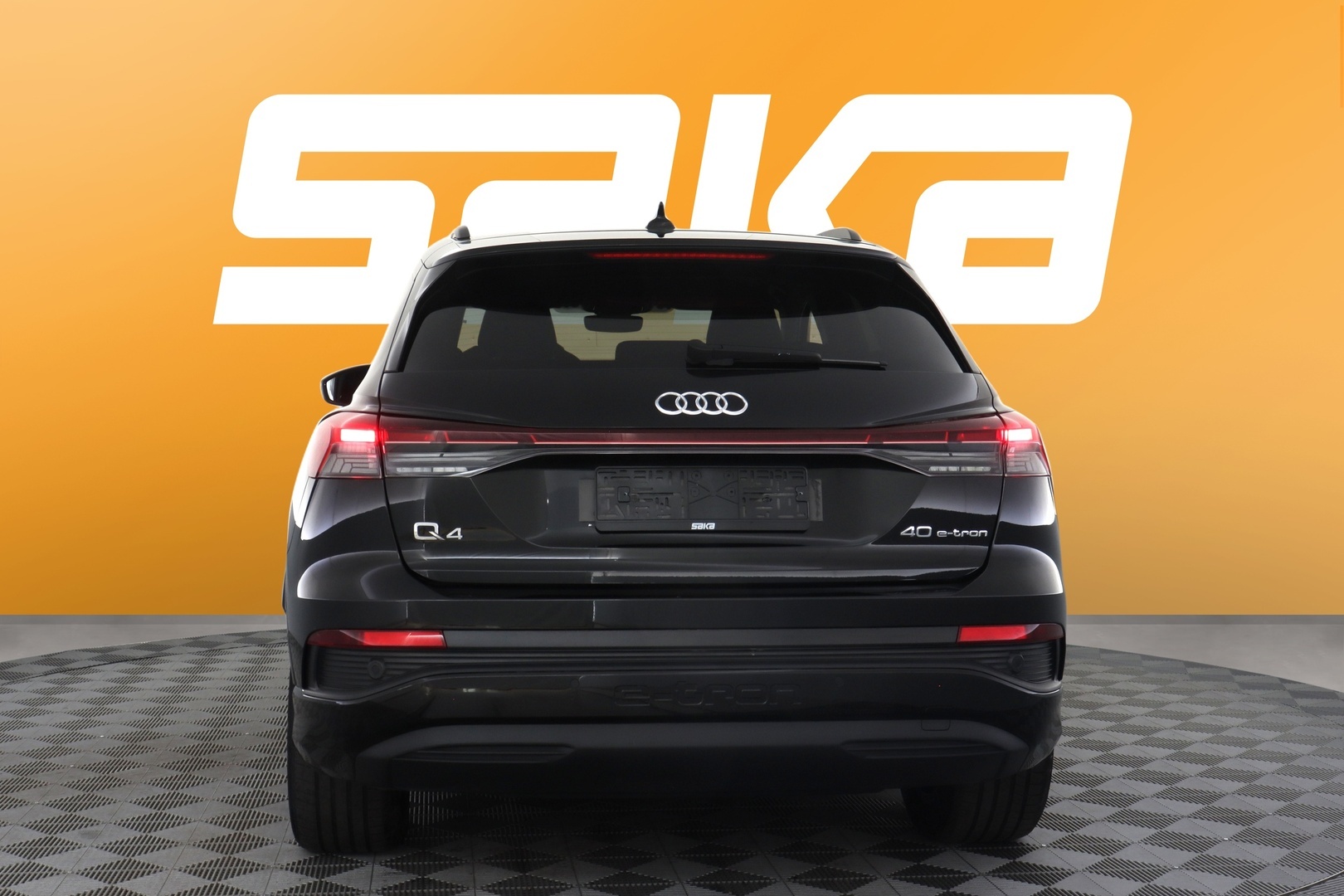 AUDI Q4 e-tron 2022