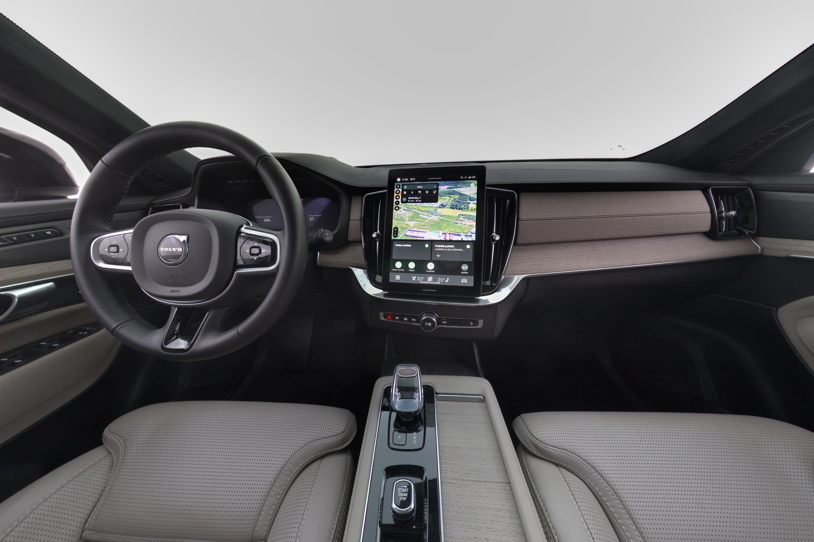 VOLVO XC90 2025