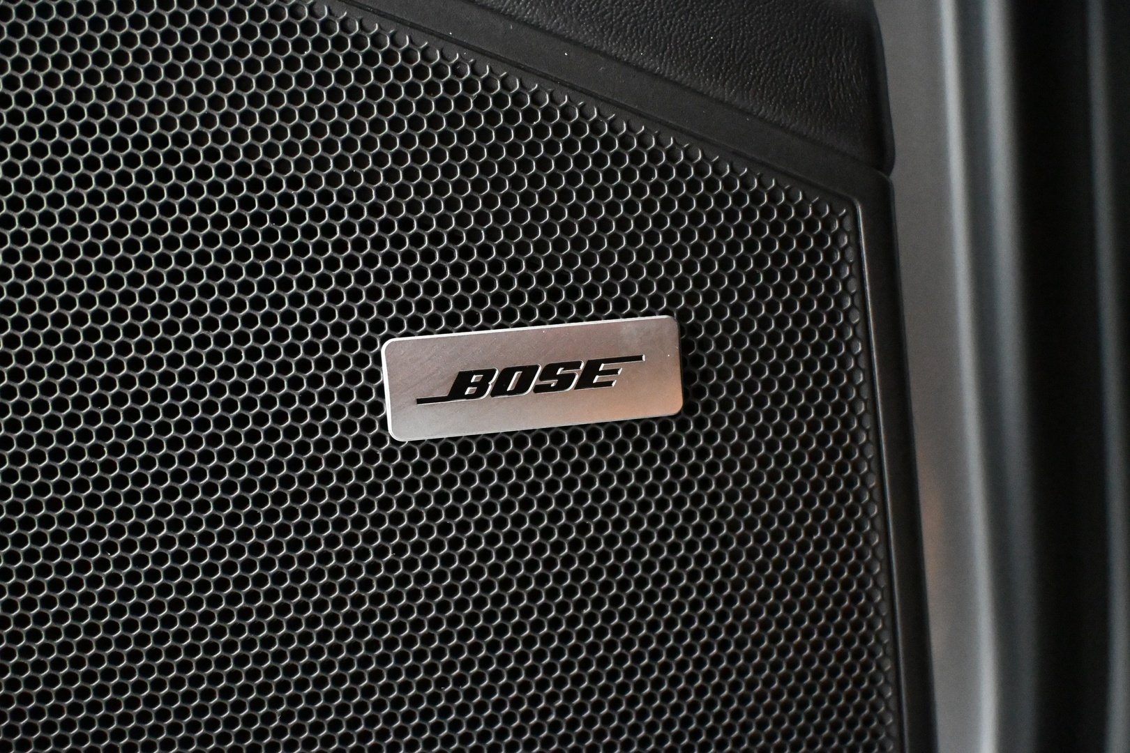 PORSCHE Cayenne 2024