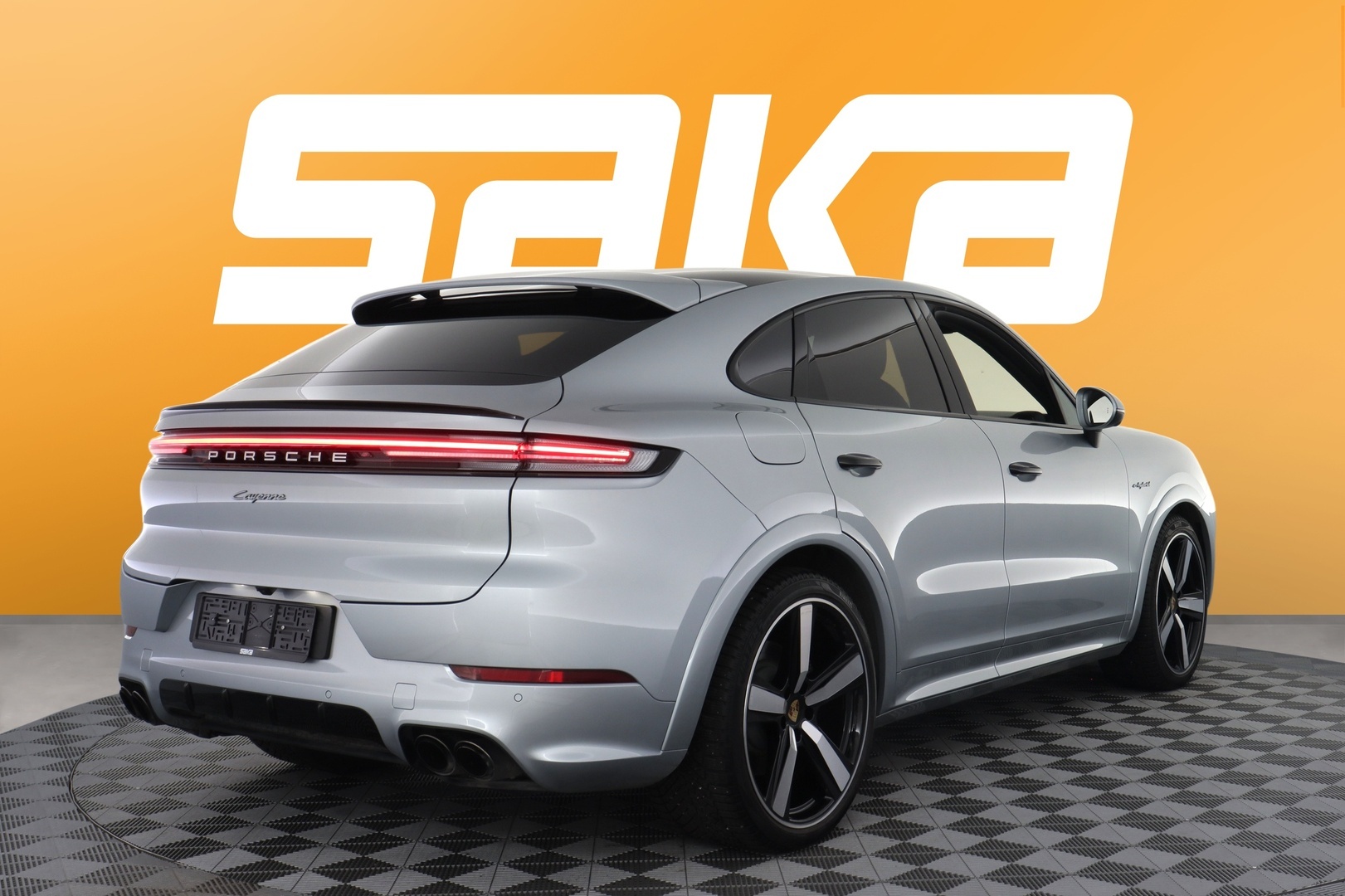 PORSCHE Cayenne 2024