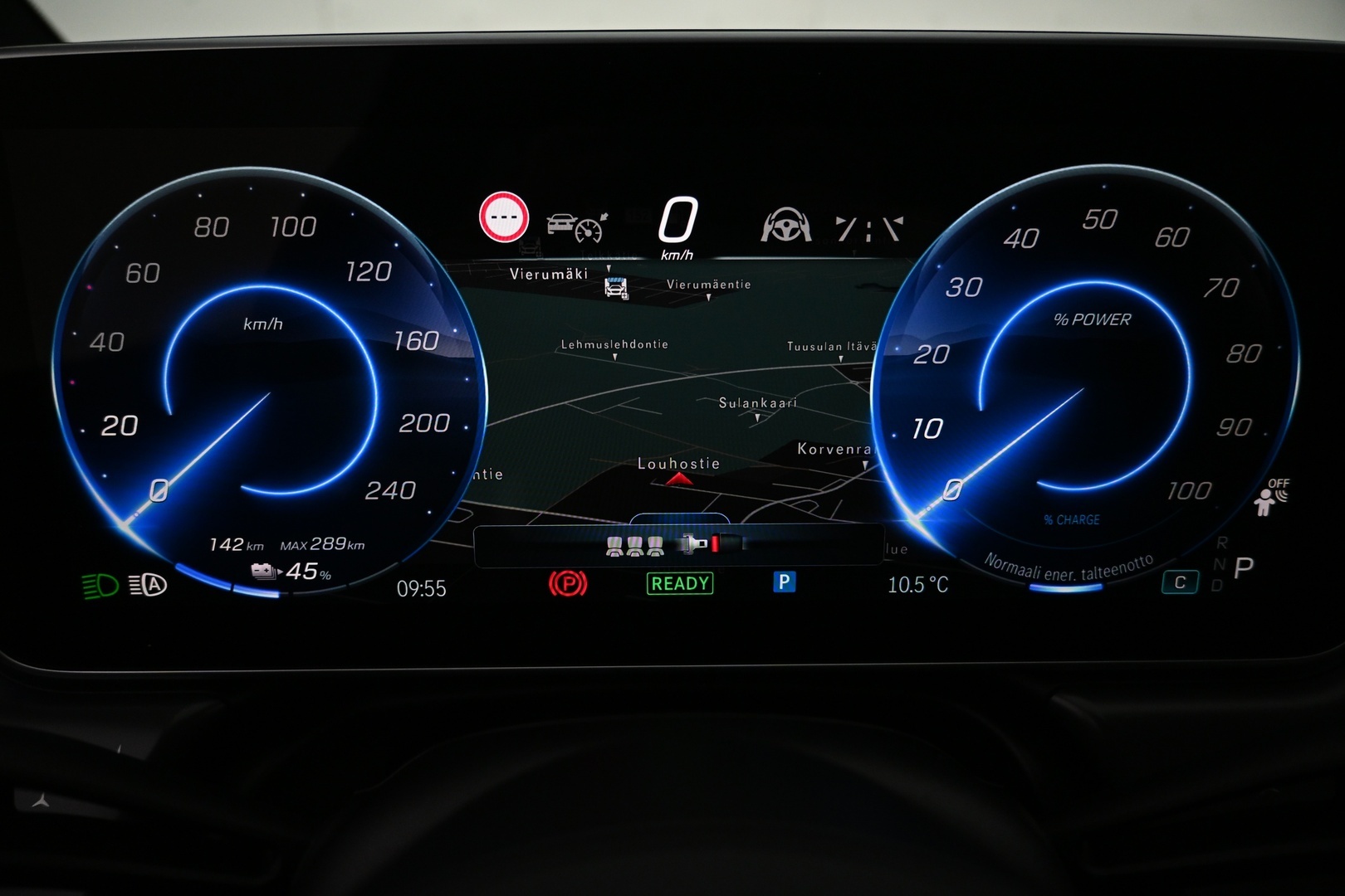 MERCEDES-BENZ EQE 2025