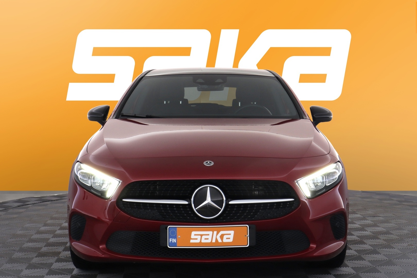 MERCEDES-BENZ A 2023