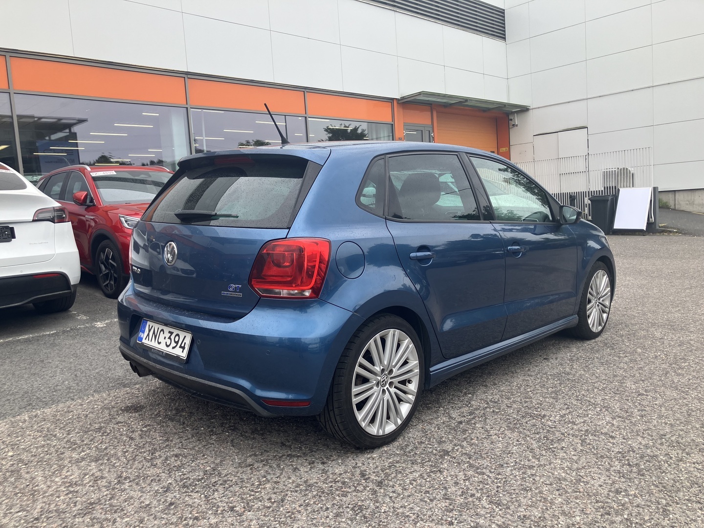 VOLKSWAGEN Polo 2014
