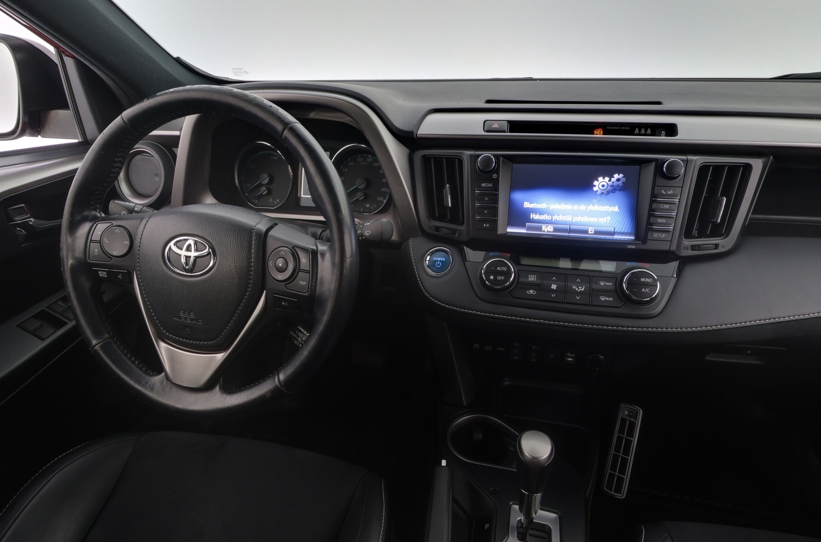 TOYOTA RAV4 2018