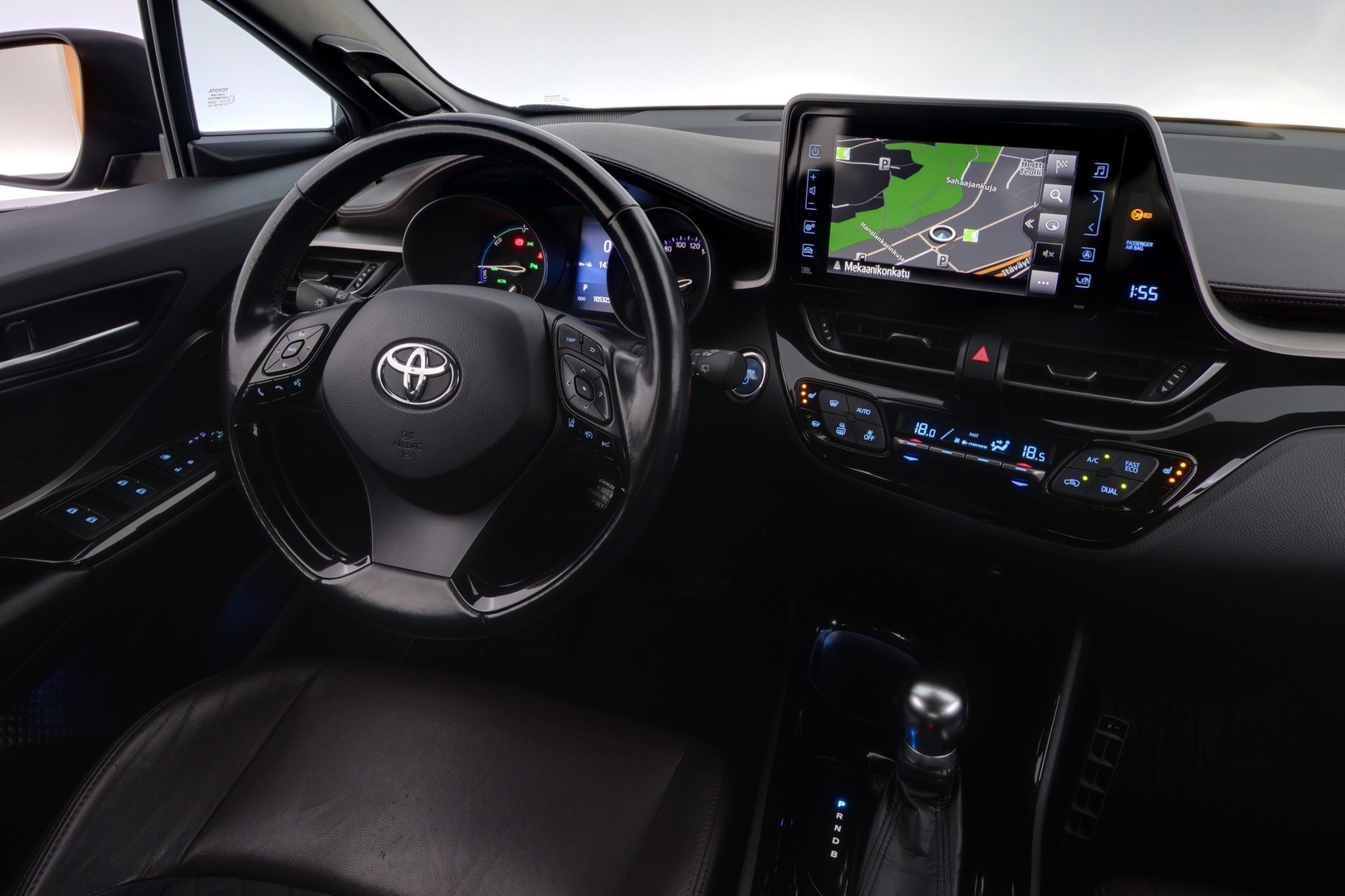 TOYOTA C-HR 2017