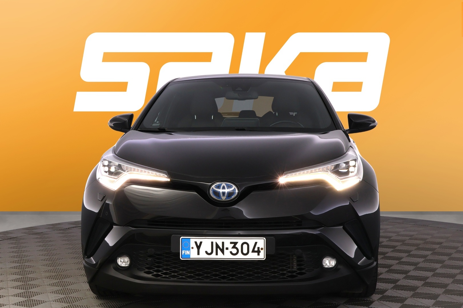 TOYOTA C-HR 2017