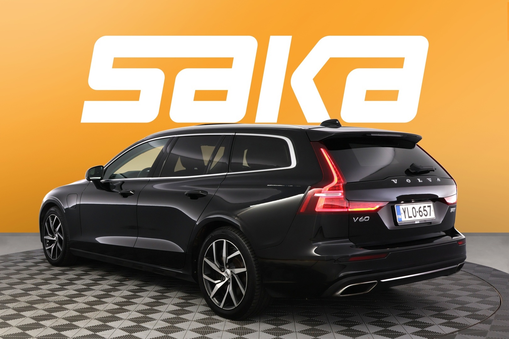 VOLVO V60 2020