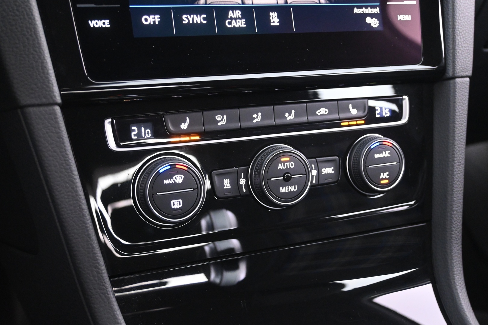 VOLKSWAGEN Golf 2020