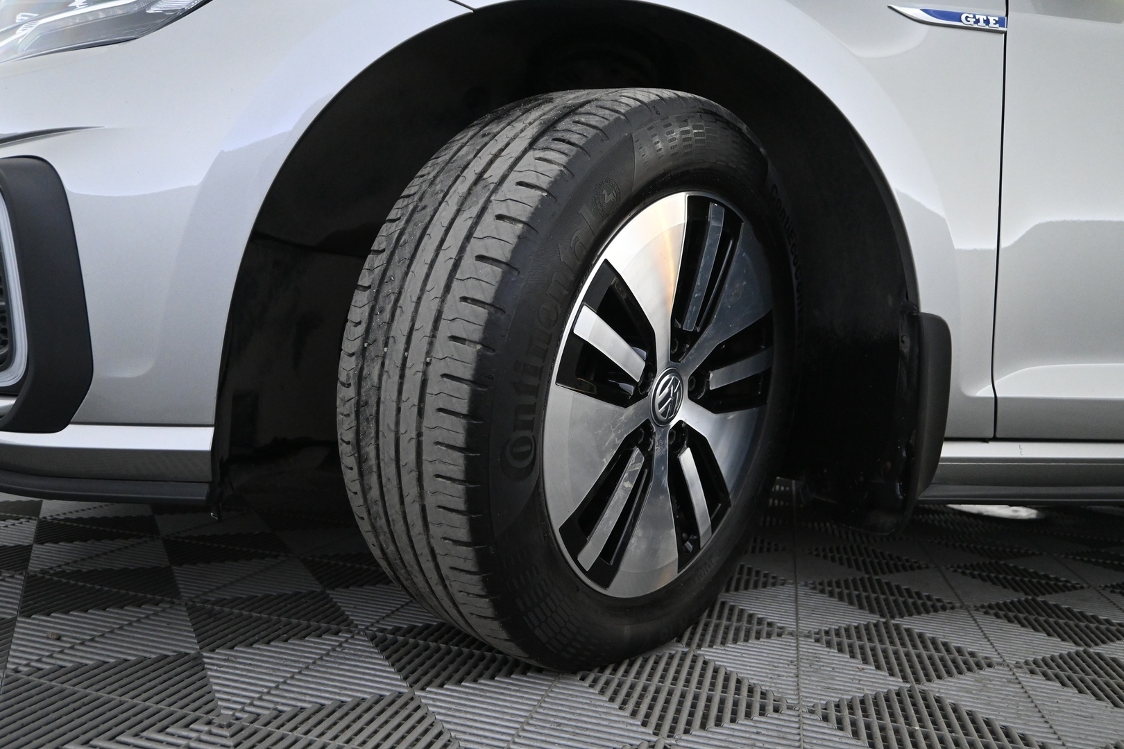 VOLKSWAGEN Golf 2020