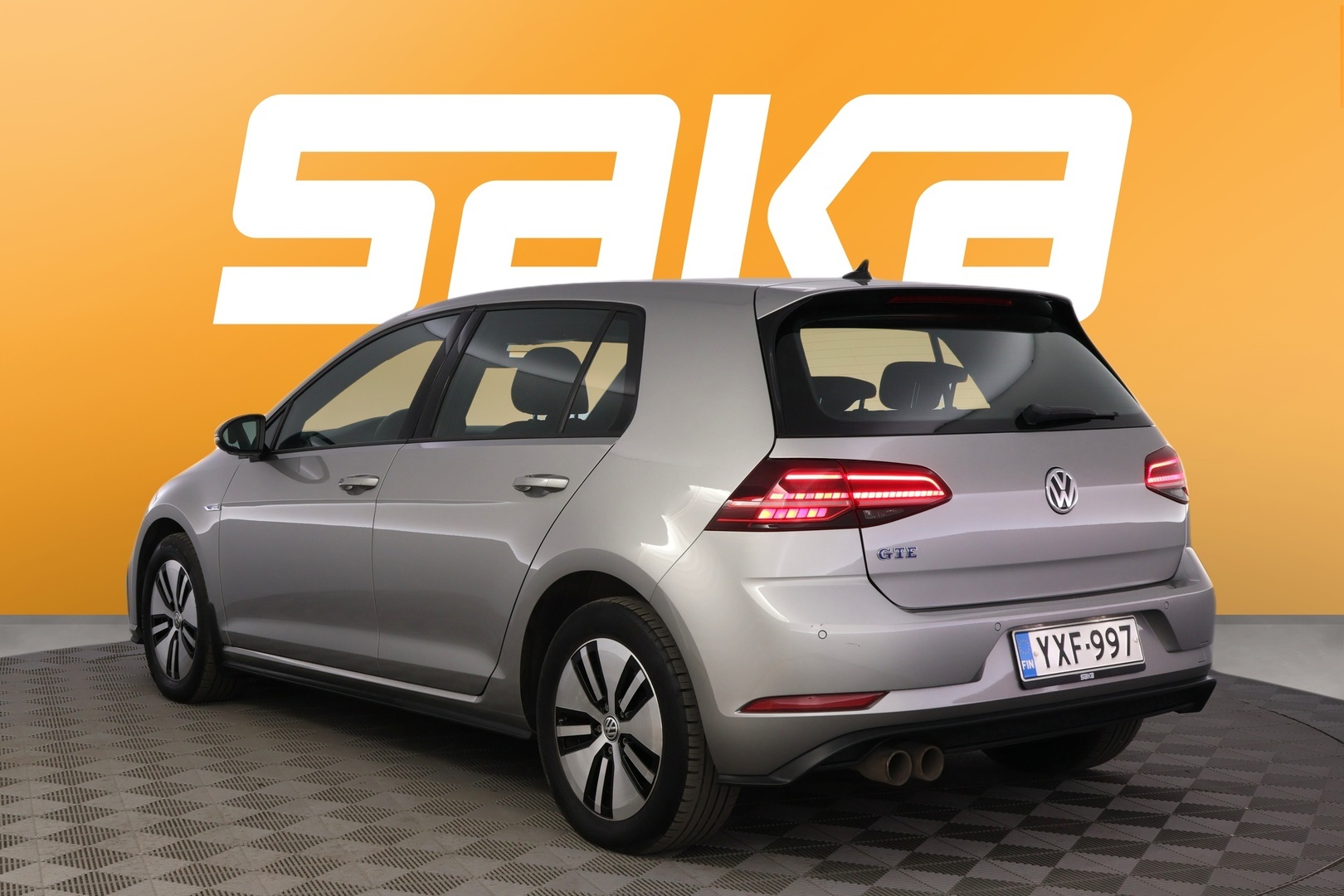 VOLKSWAGEN Golf 2020