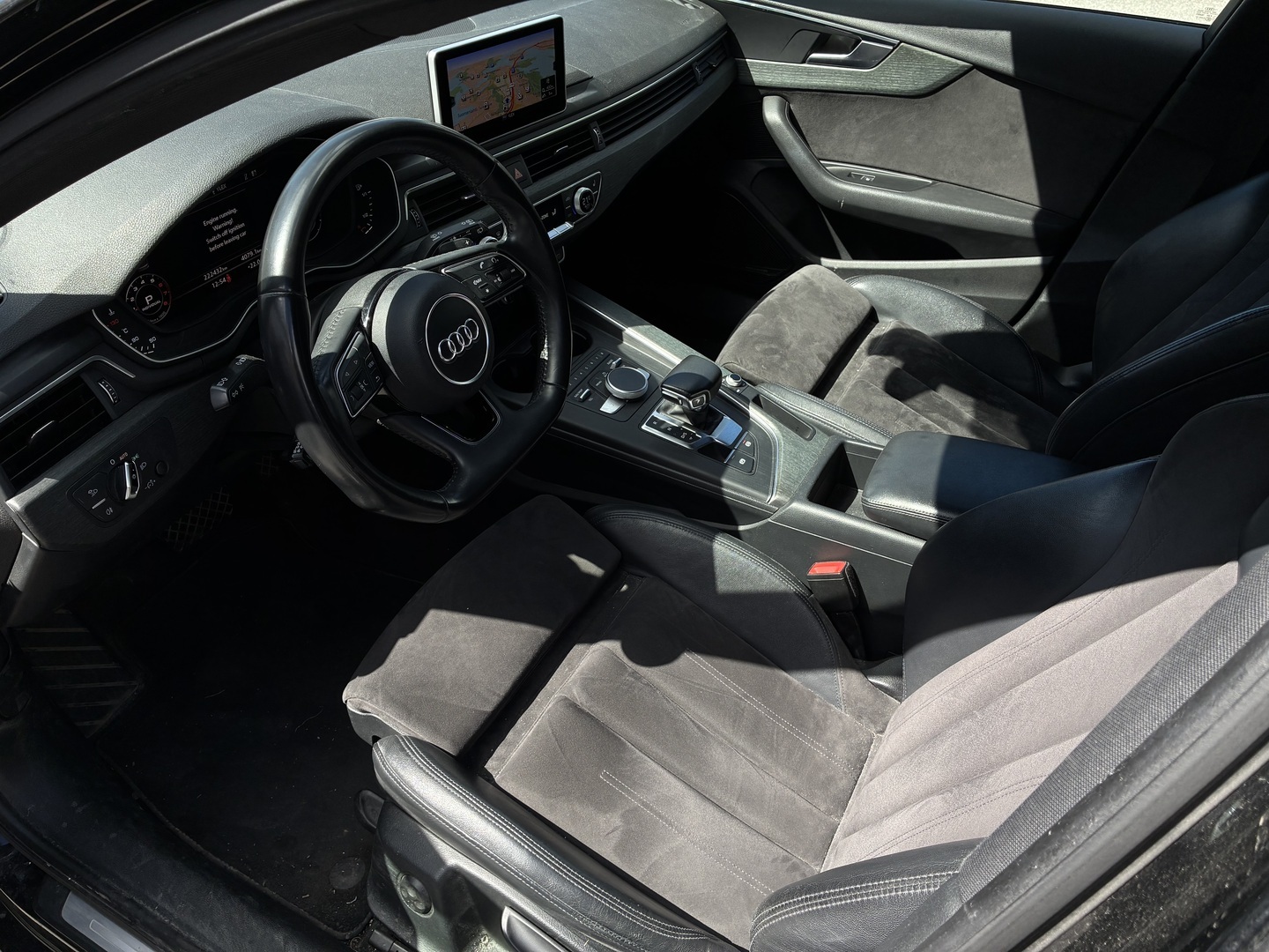 AUDI A4 2017
