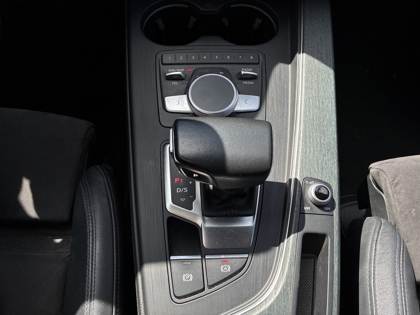 AUDI A4 2017