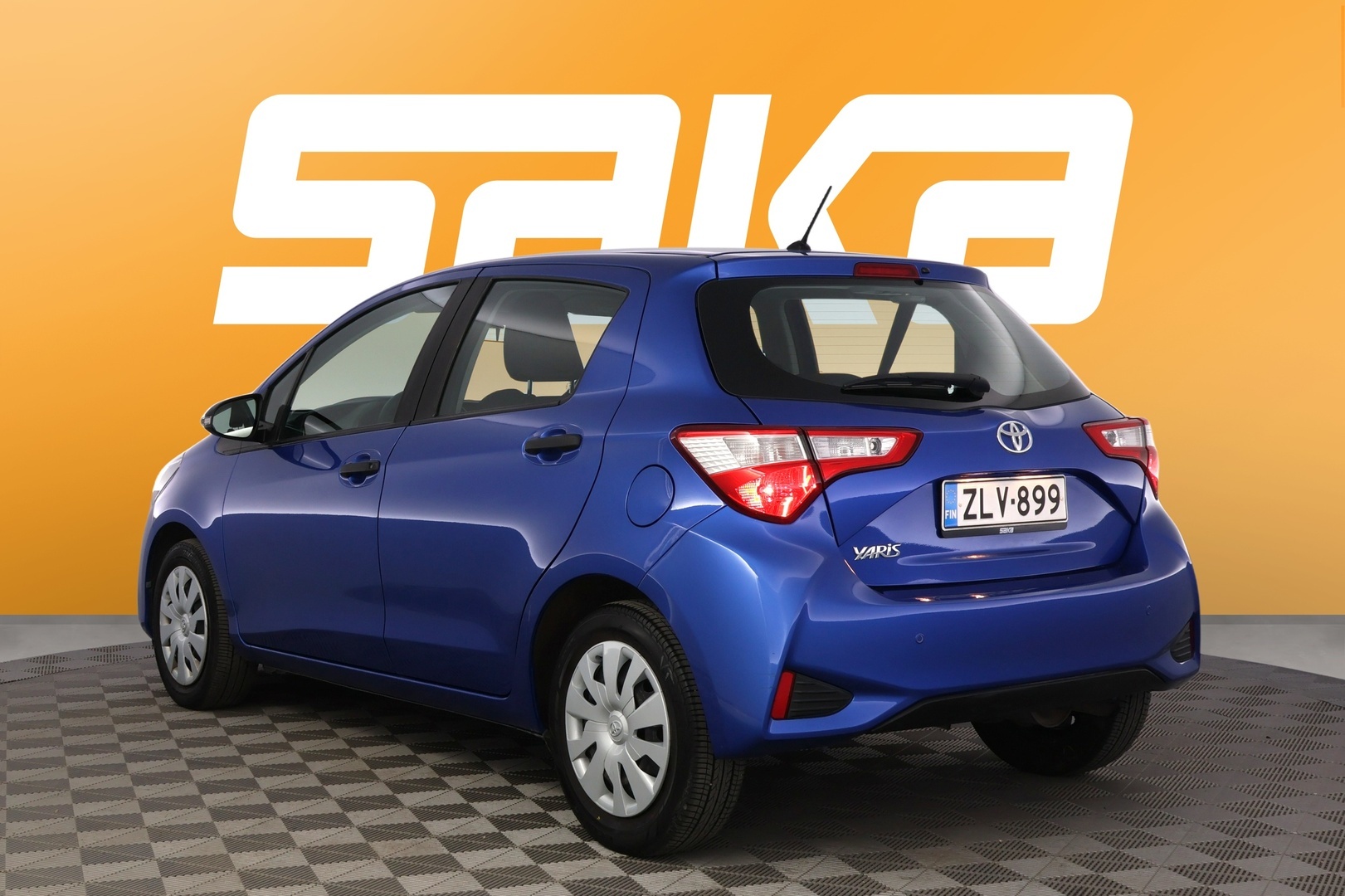 TOYOTA Yaris 2018
