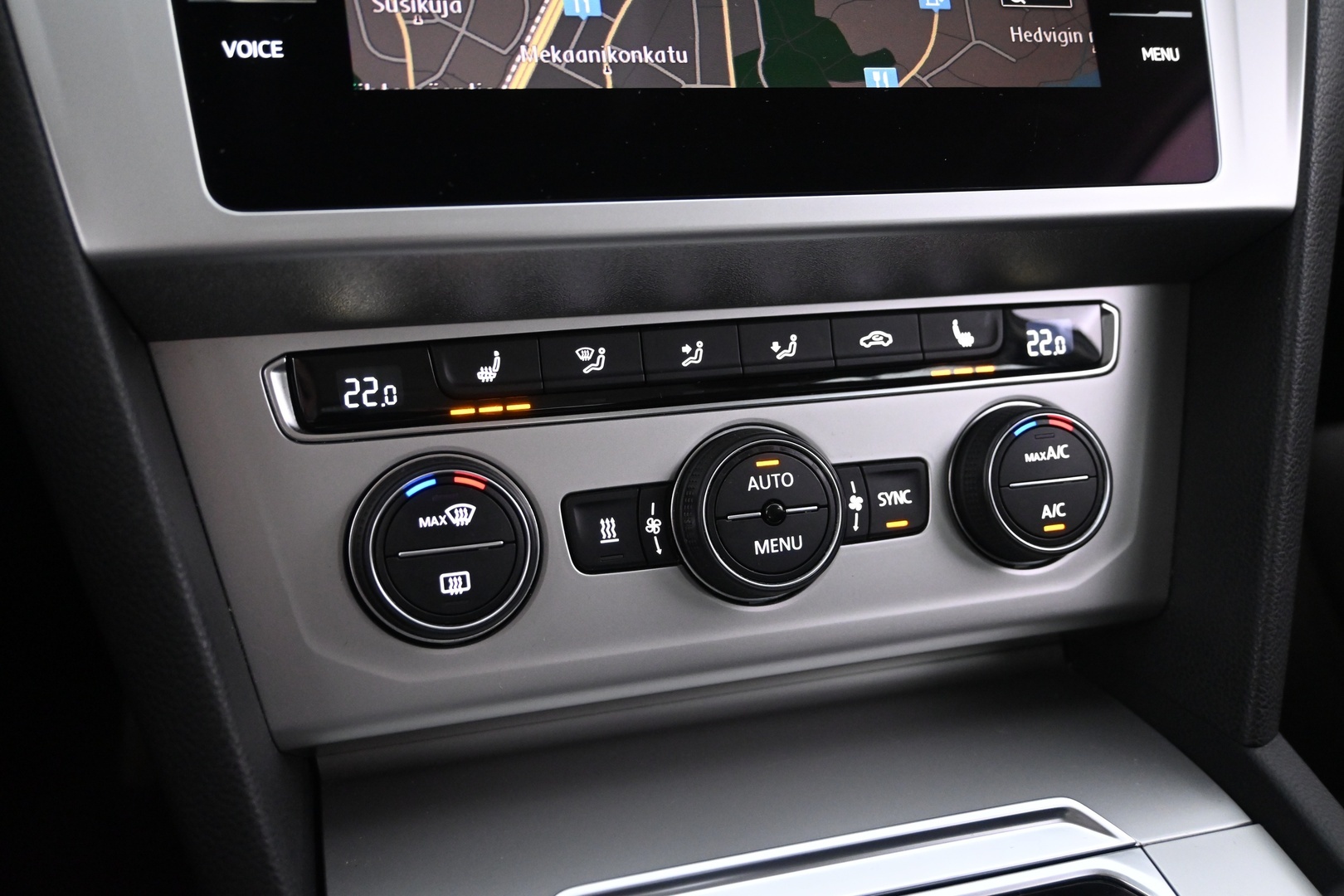VOLKSWAGEN Passat 2018