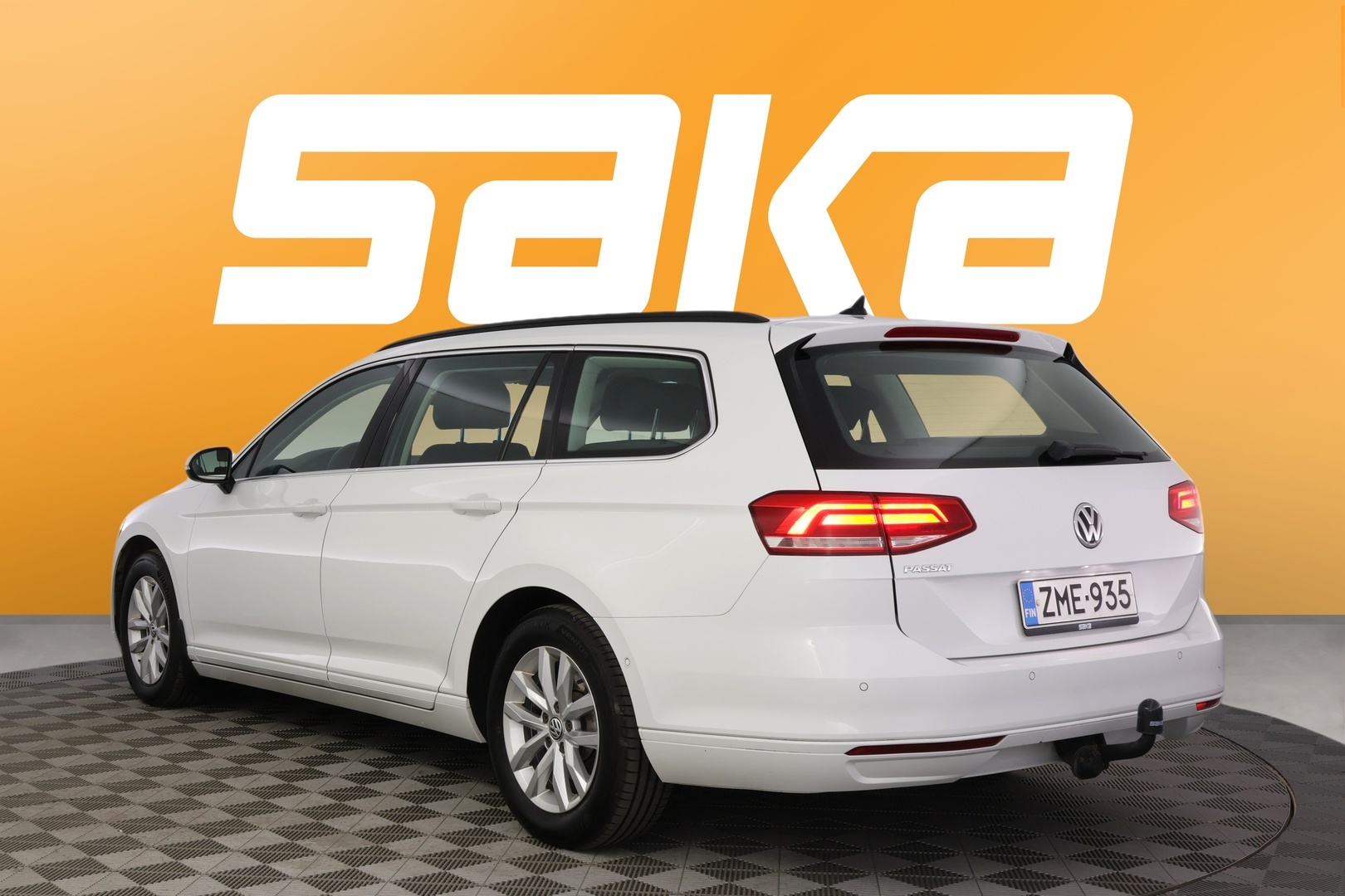 VOLKSWAGEN Passat 2018