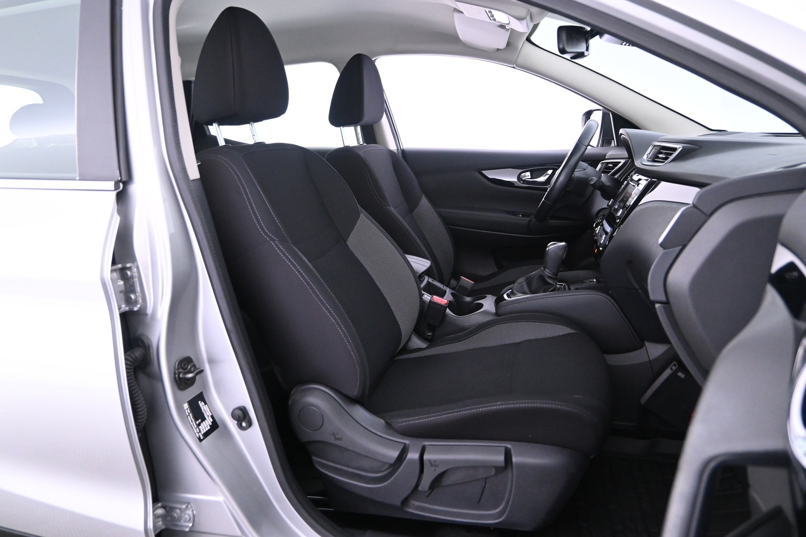 NISSAN Qashqai 2019