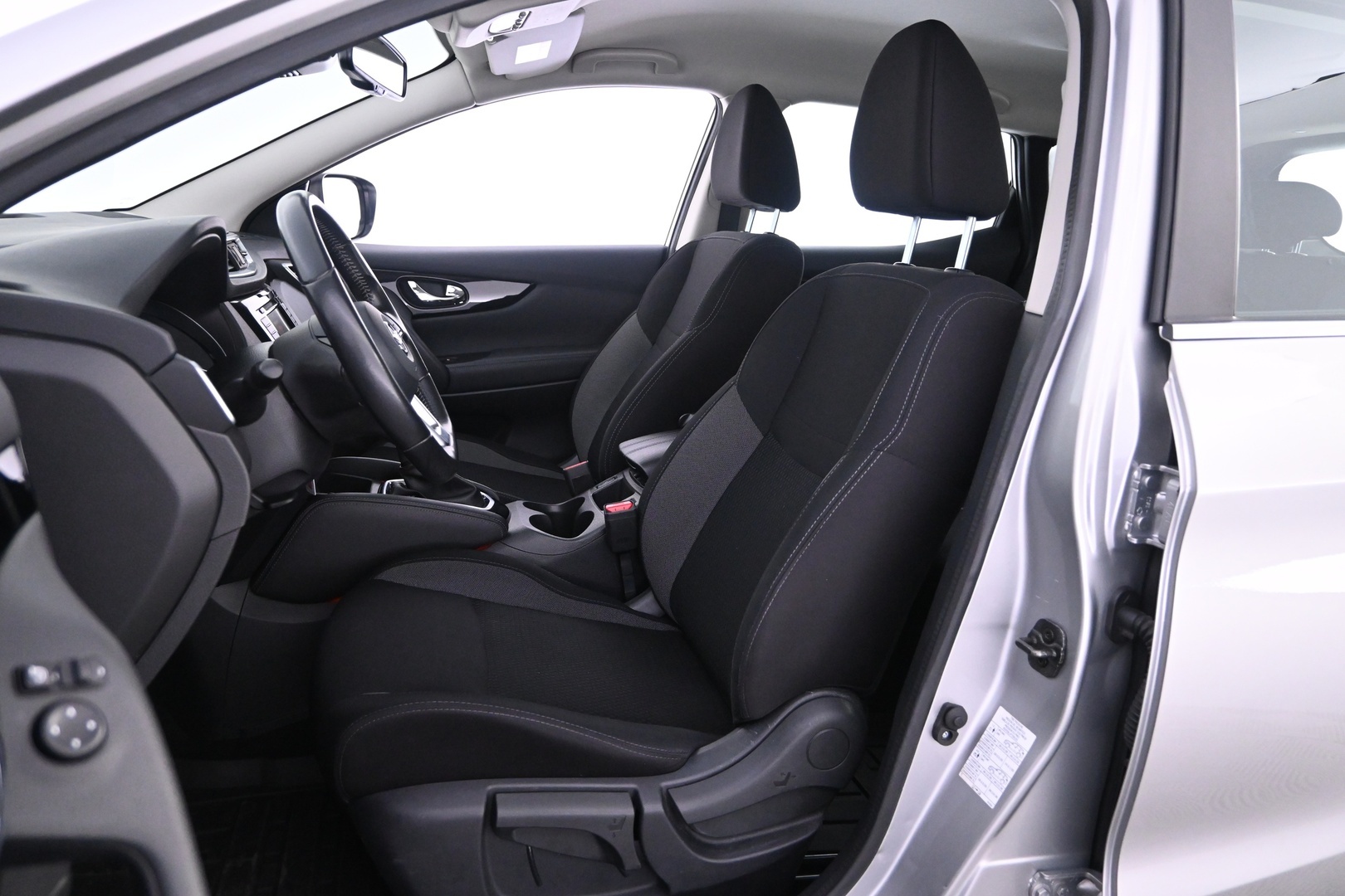 NISSAN Qashqai 2019