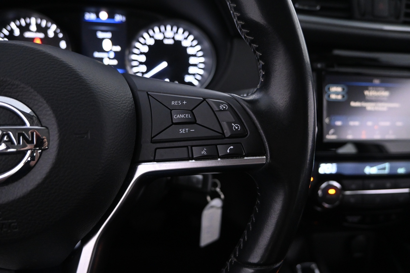 NISSAN Qashqai 2019