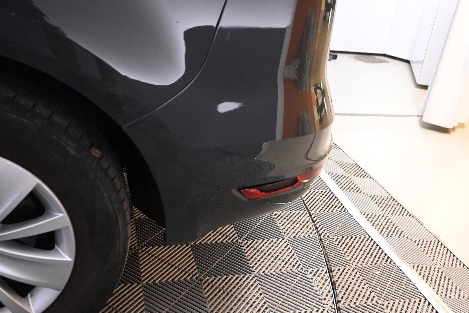 VOLKSWAGEN Sharan 2012