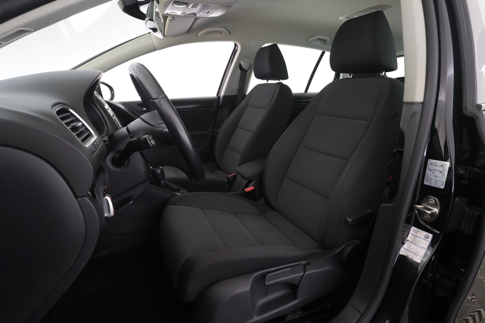 VOLKSWAGEN Golf 2013