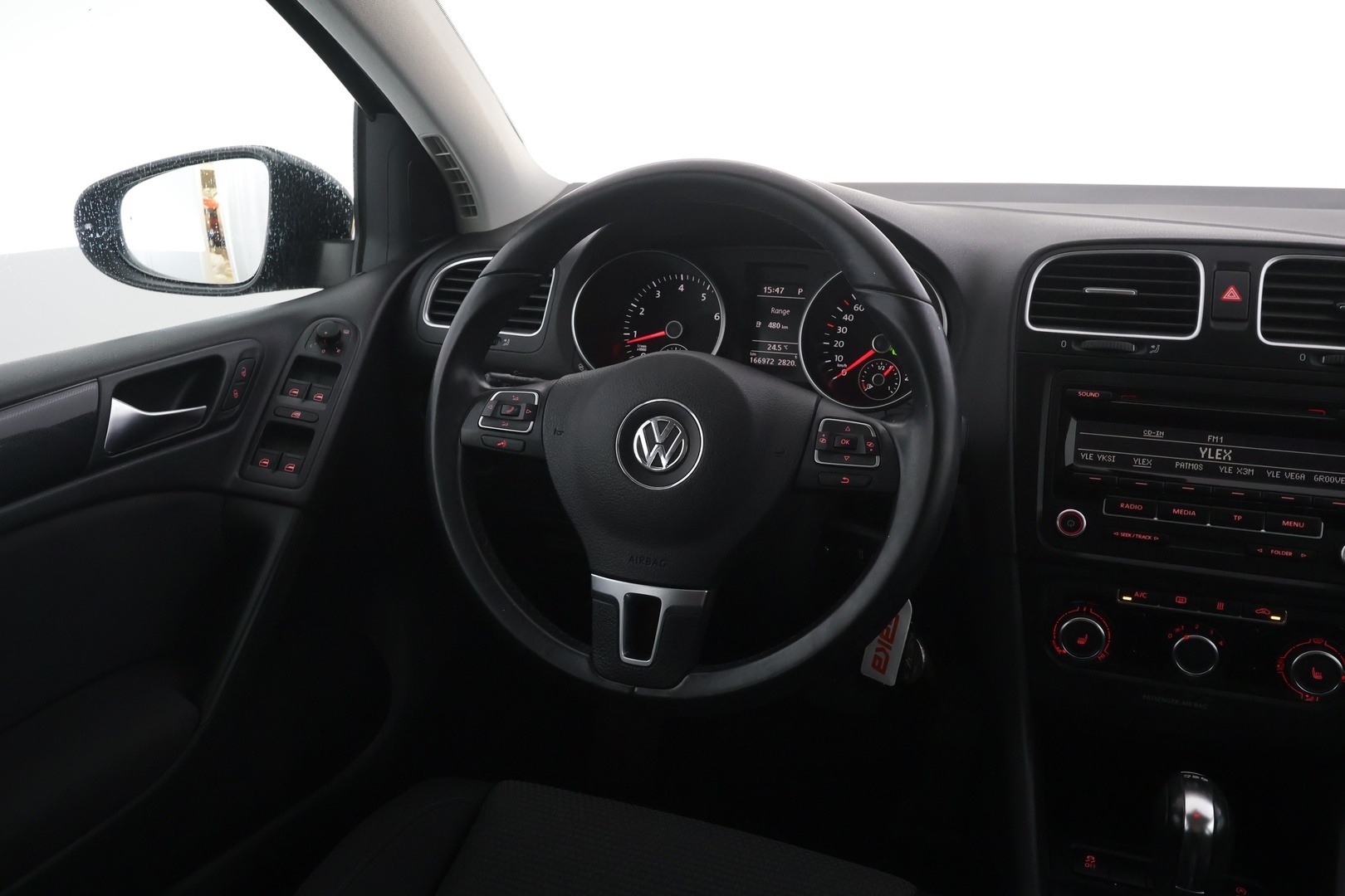 VOLKSWAGEN Golf 2013