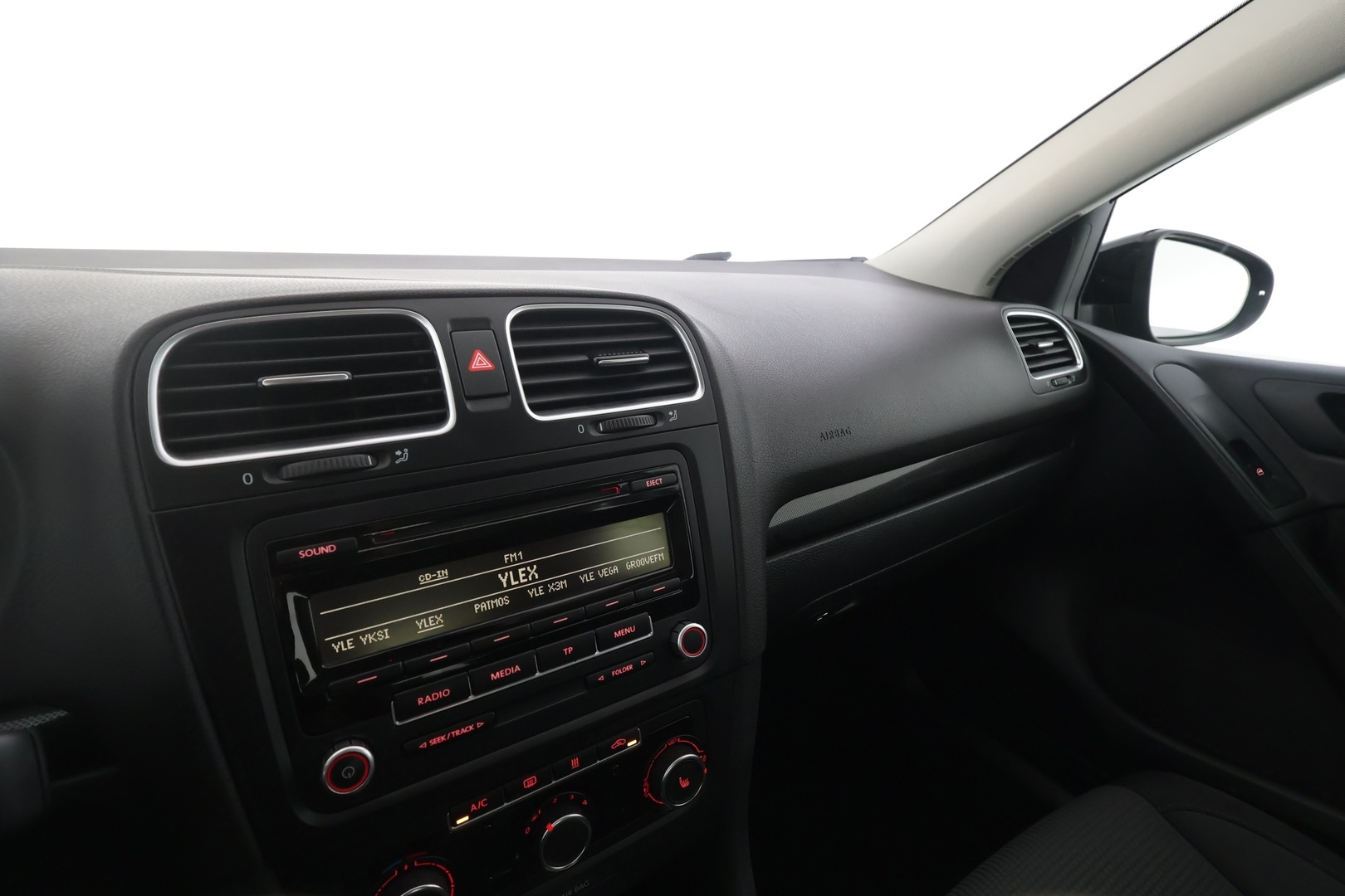 VOLKSWAGEN Golf 2013