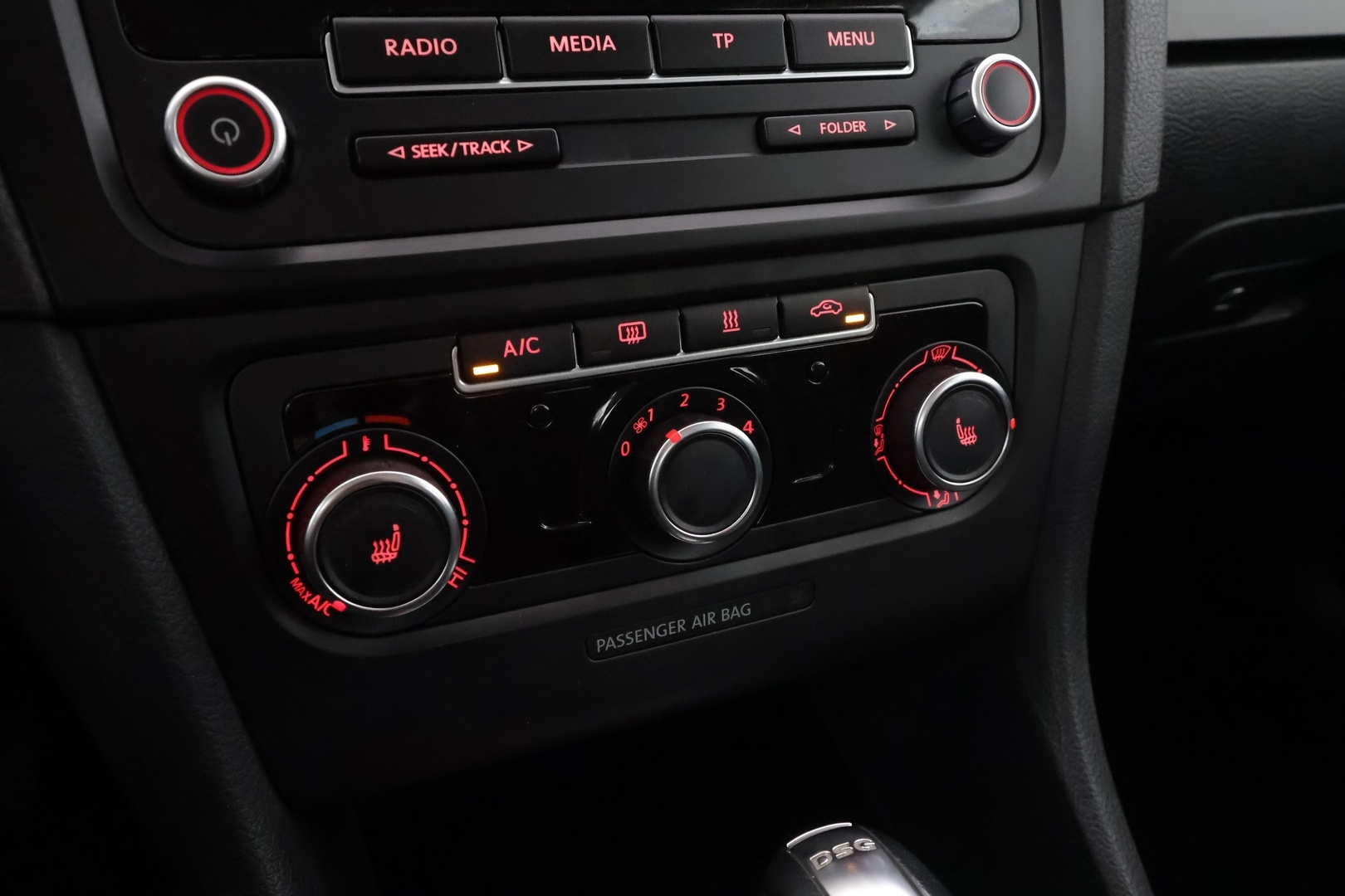 VOLKSWAGEN Golf 2013