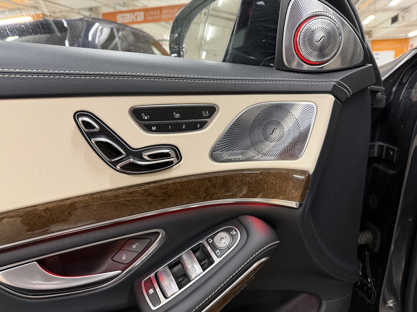 MERCEDES-BENZ S 2015