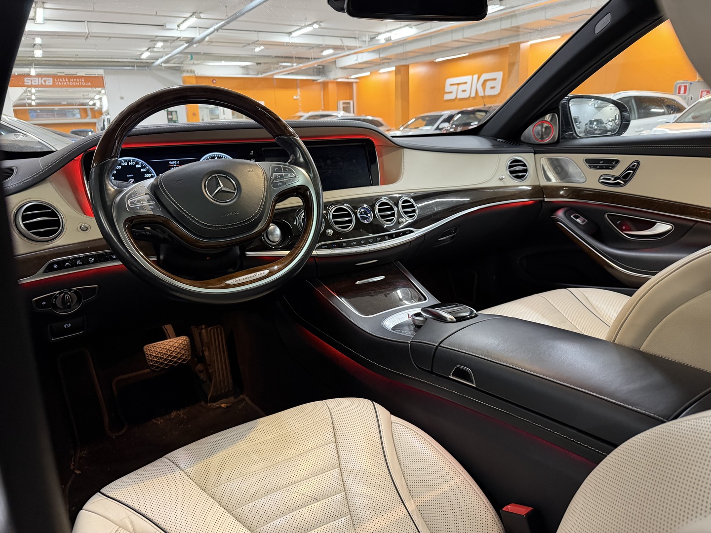 MERCEDES-BENZ S 2015