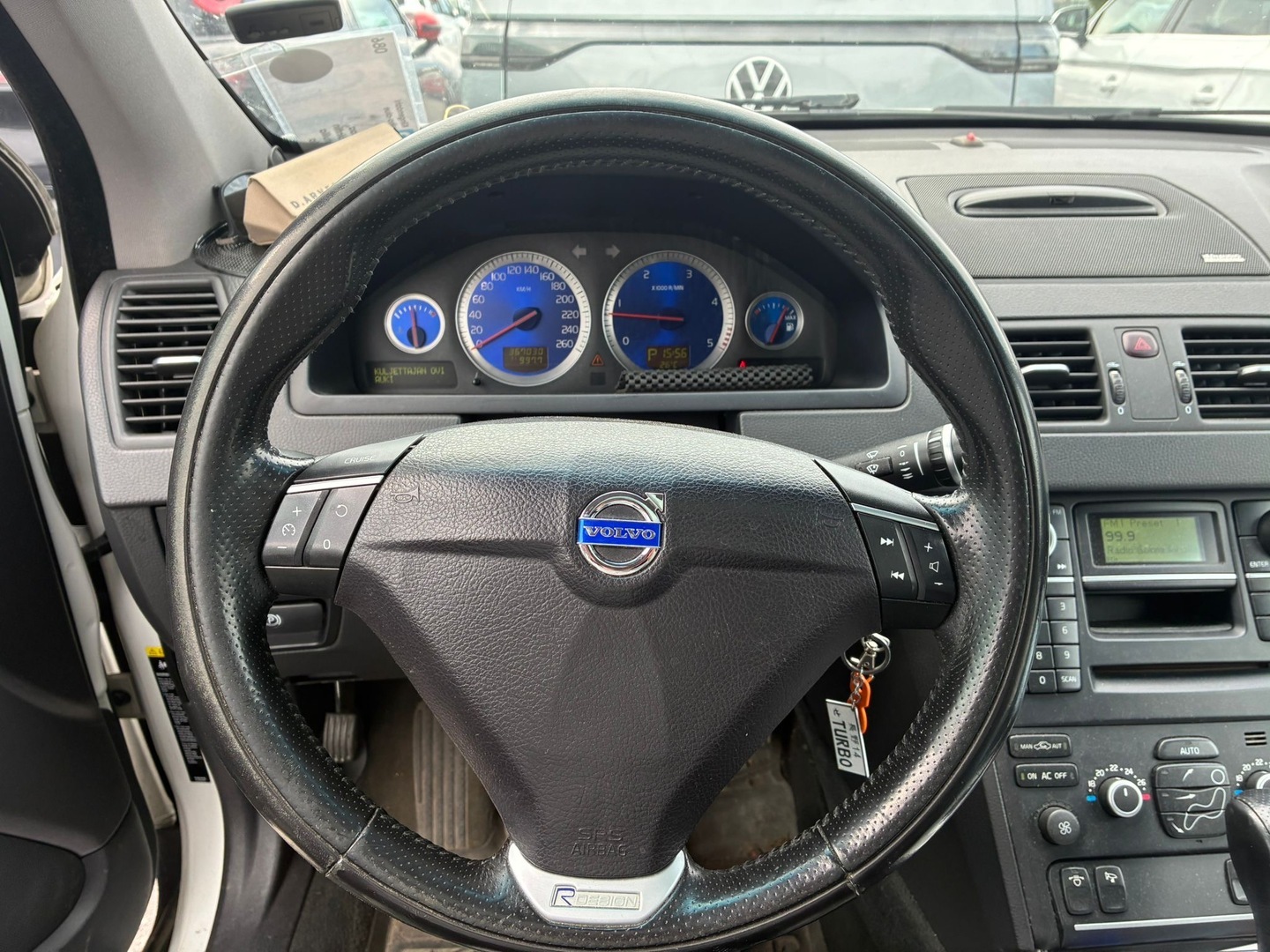 VOLVO XC90 2010