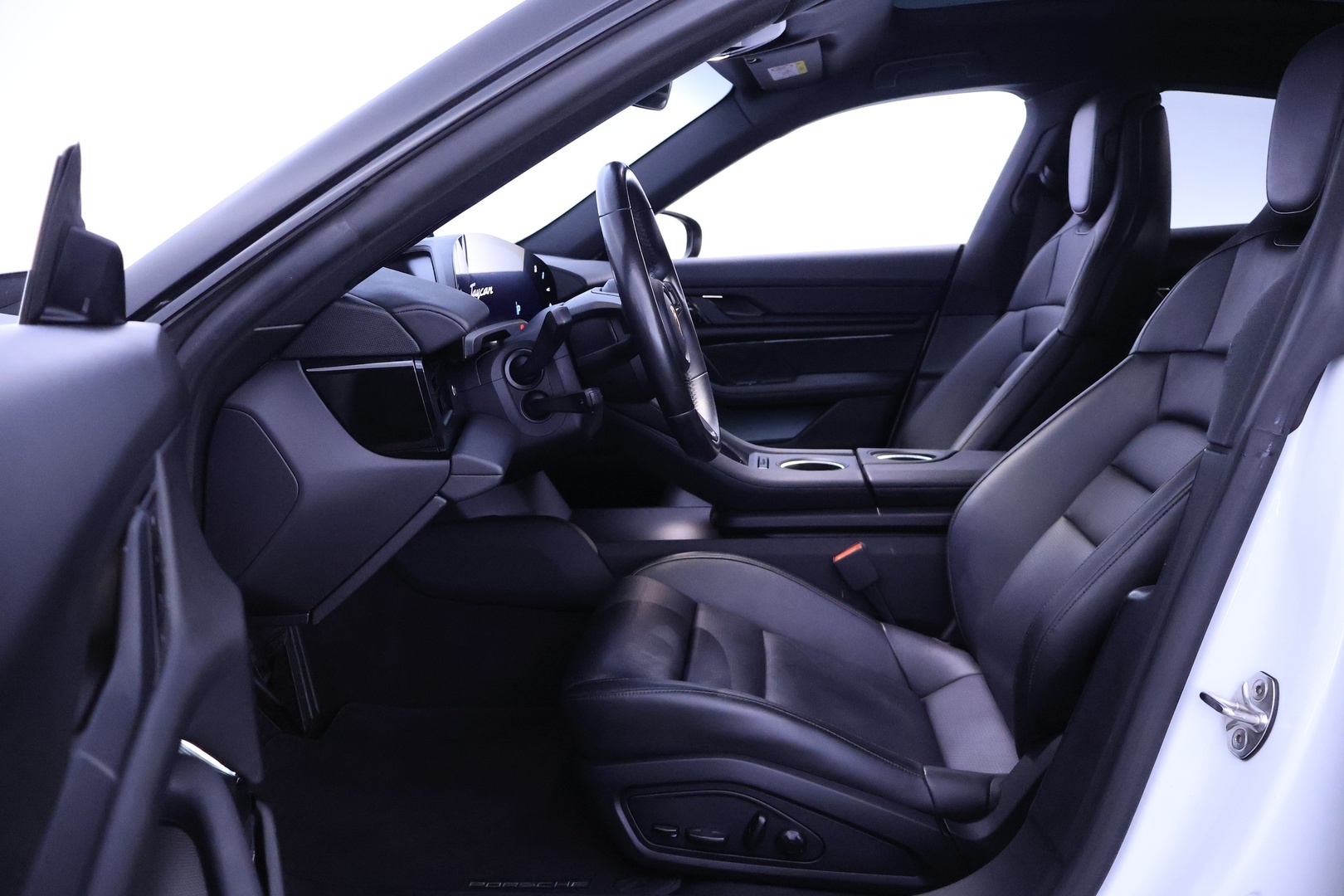 PORSCHE Taycan 2020