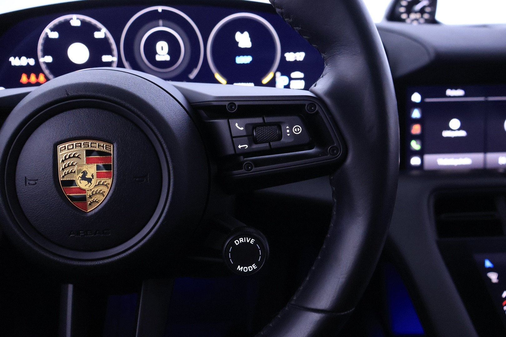 PORSCHE Taycan 2020