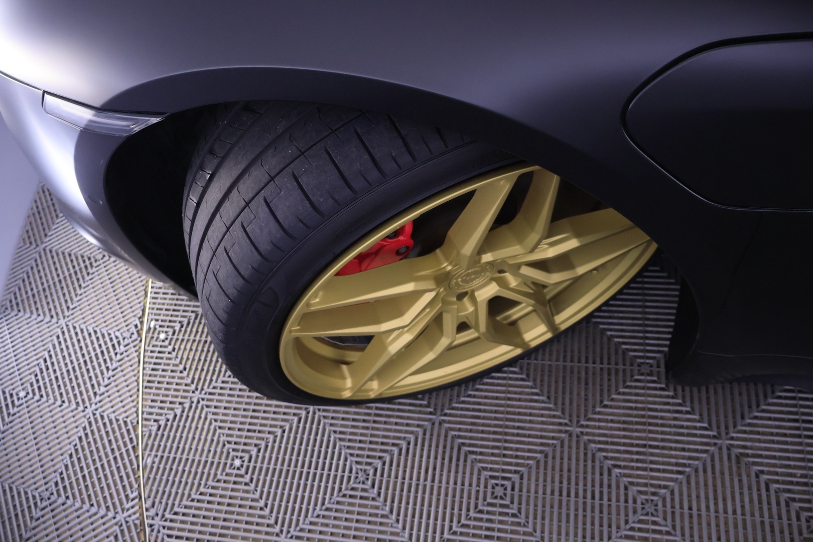 PORSCHE Taycan 2020