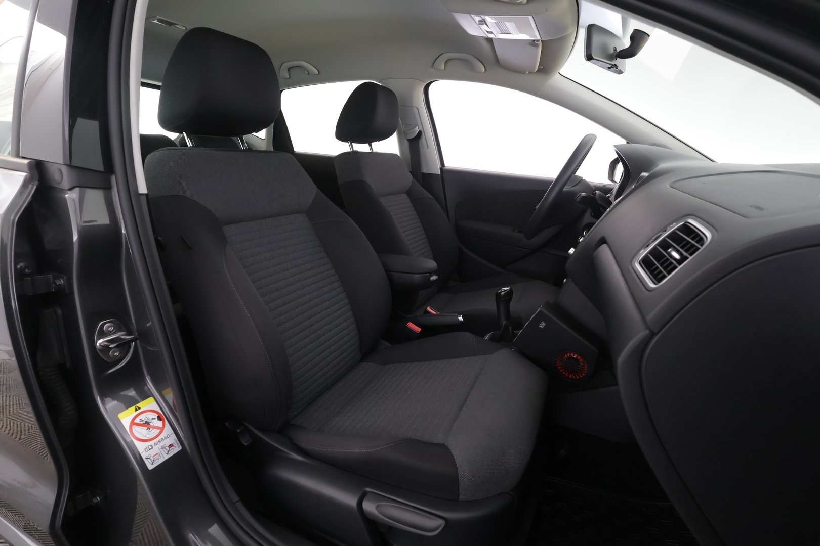 VOLKSWAGEN Polo 2011