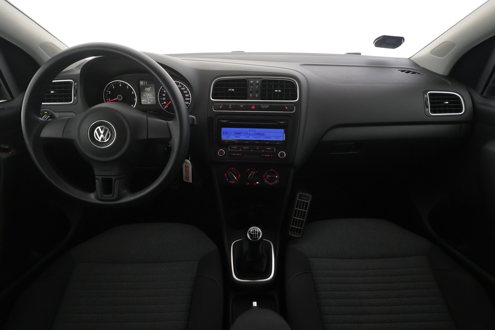 VOLKSWAGEN Polo 2011