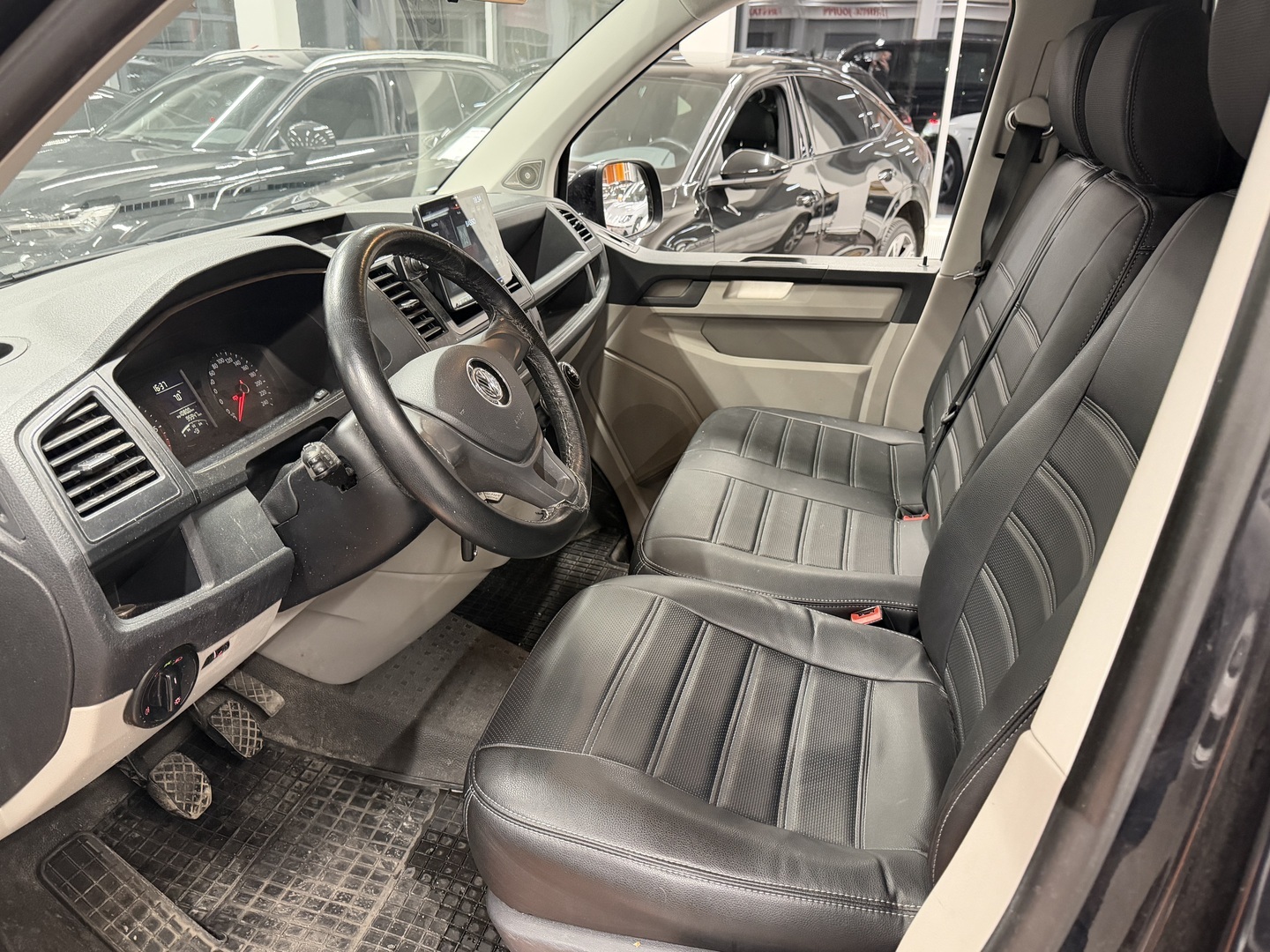 VOLKSWAGEN Transporter 2017