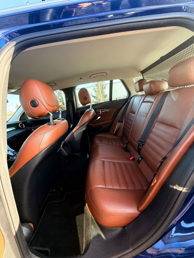 MERCEDES-BENZ C 2016