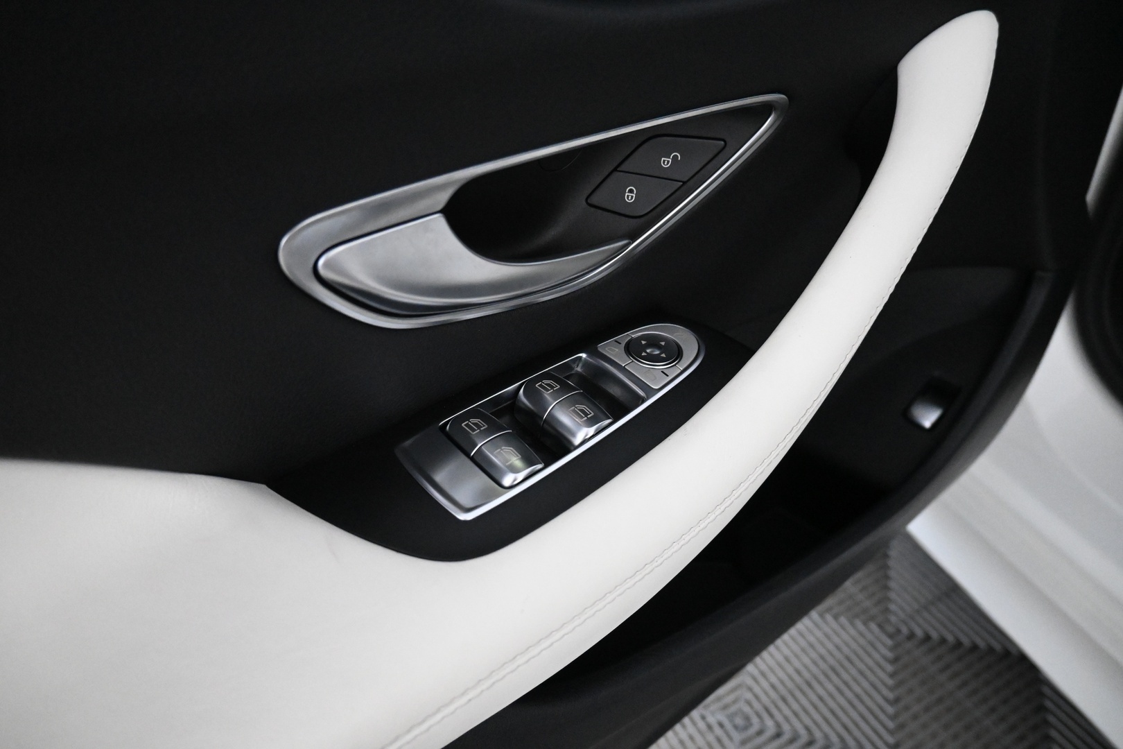 MERCEDES-BENZ E 53 AMG 2019