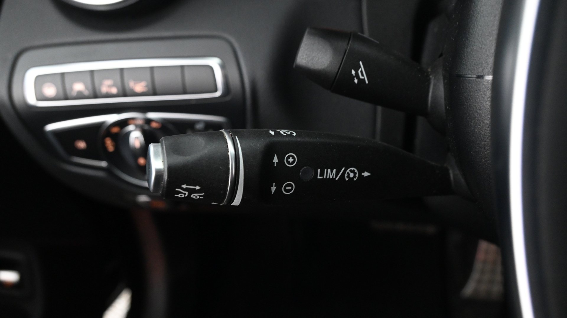 MERCEDES-BENZ GLC 2018