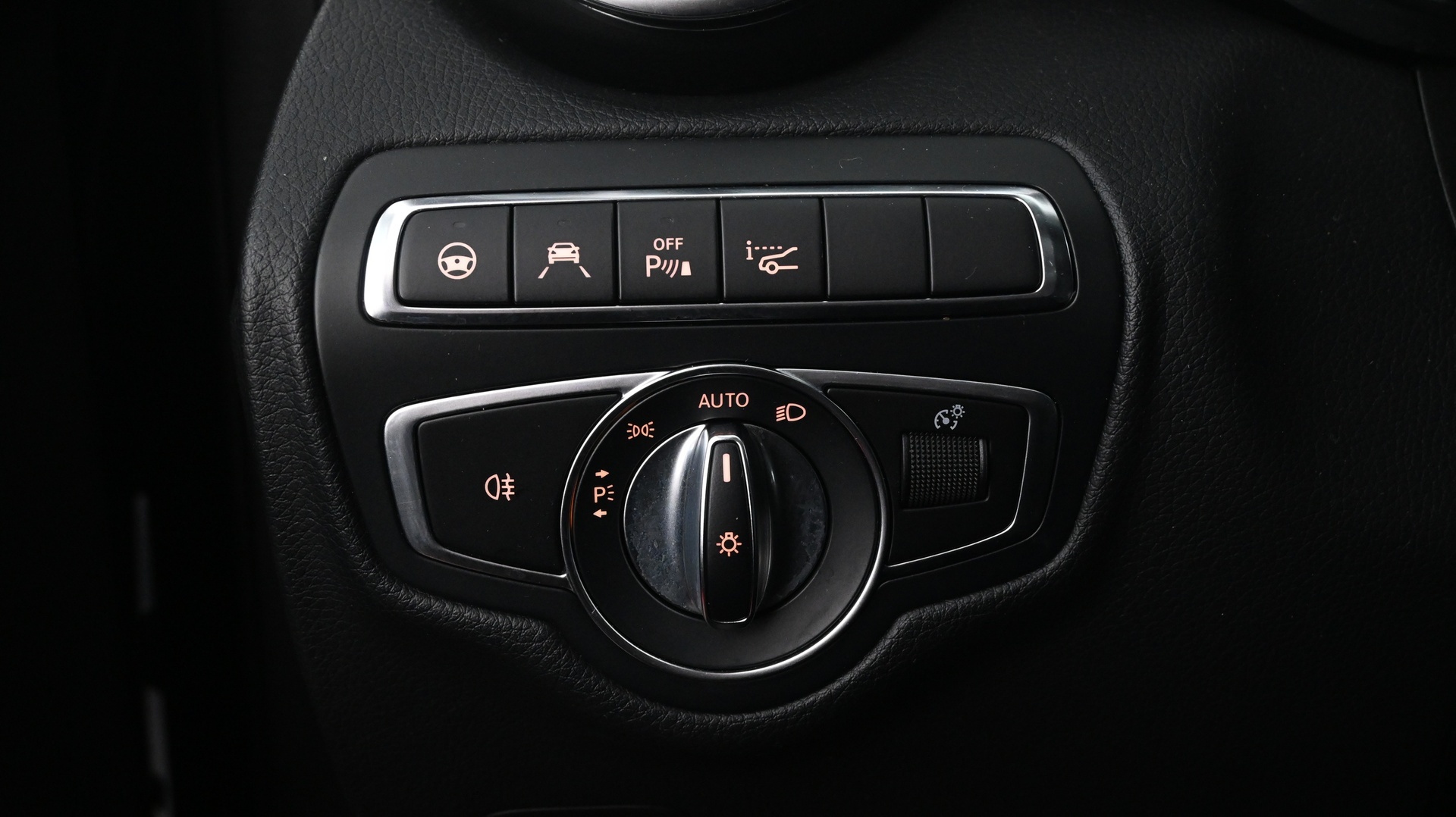 MERCEDES-BENZ GLC 2018