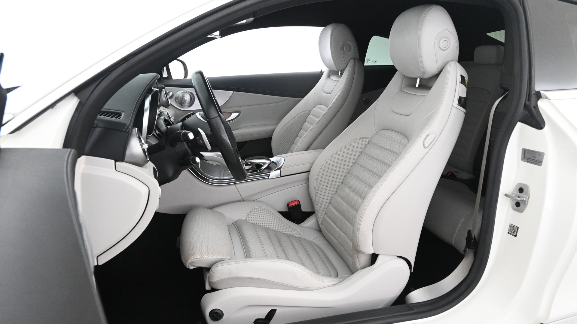 MERCEDES-BENZ C 2016