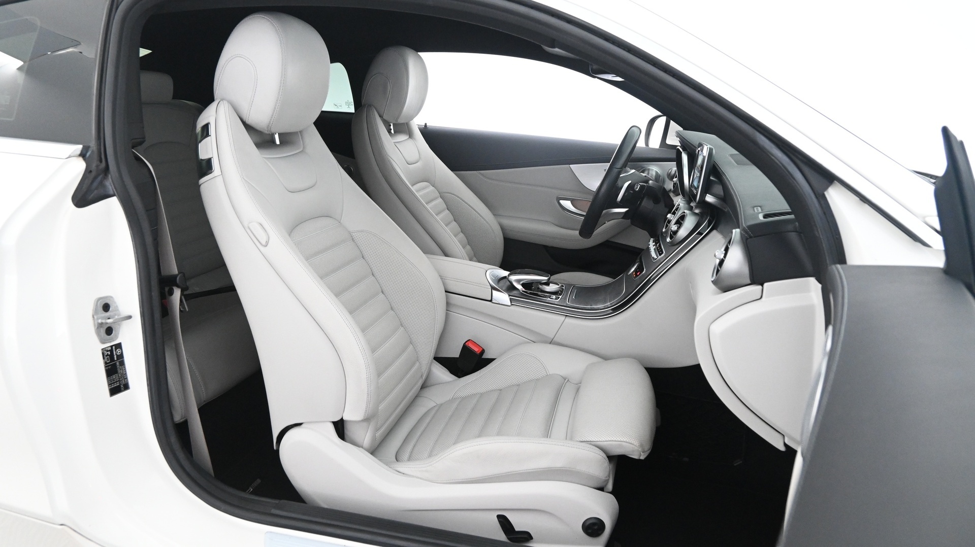 MERCEDES-BENZ C 2016