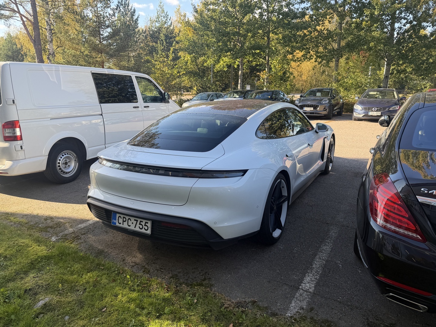 PORSCHE Taycan 2020