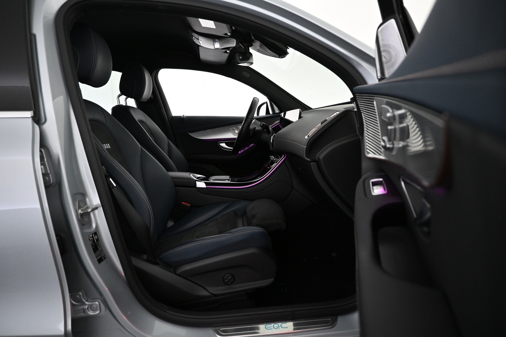 MERCEDES-BENZ EQC 2020