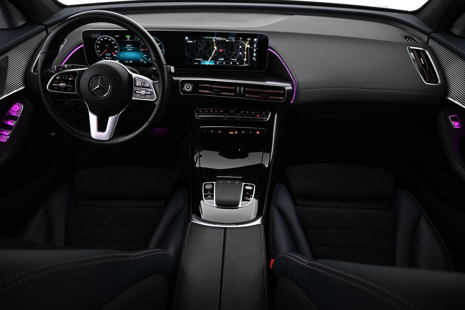 MERCEDES-BENZ EQC 2020