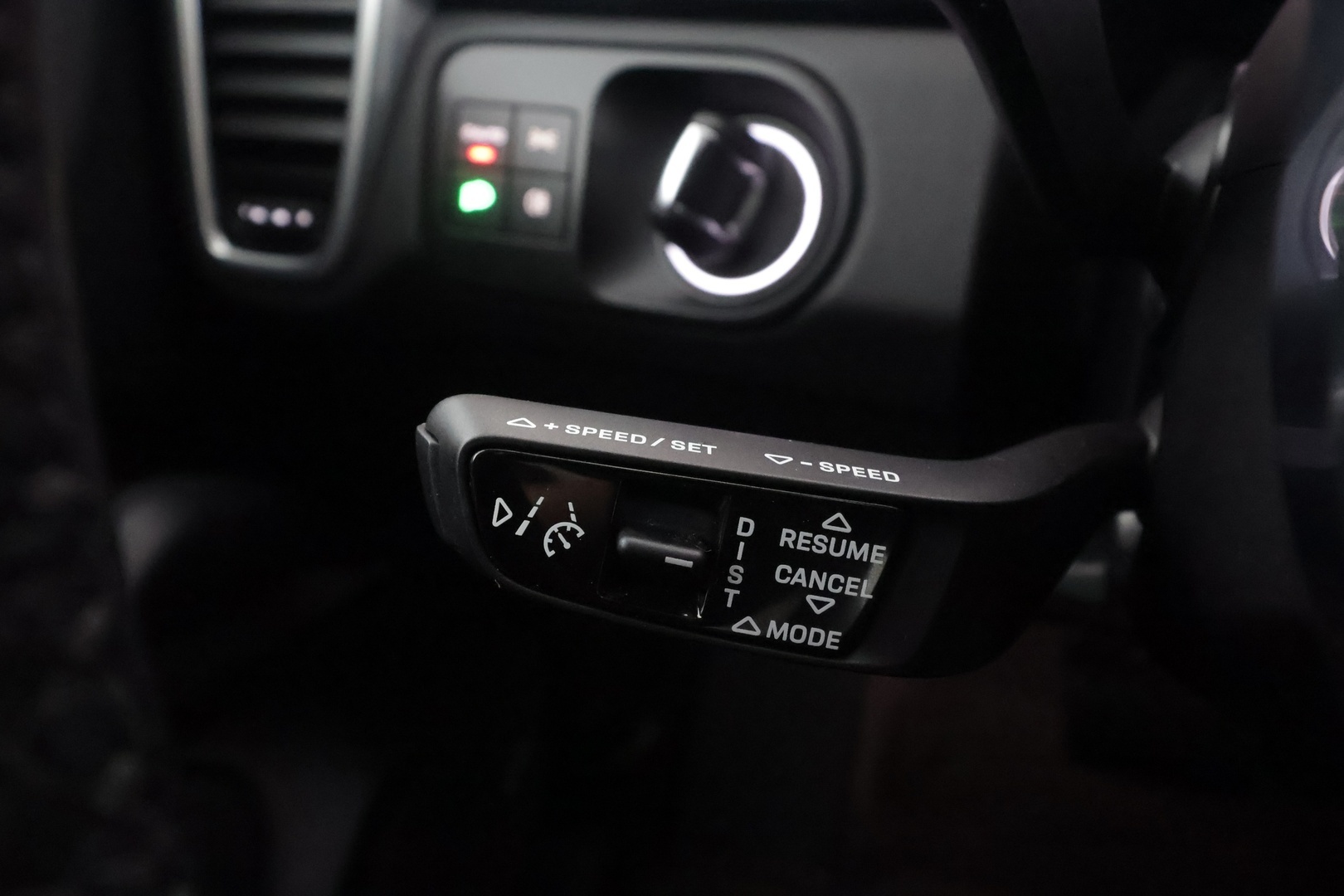 PORSCHE Cayenne 2023