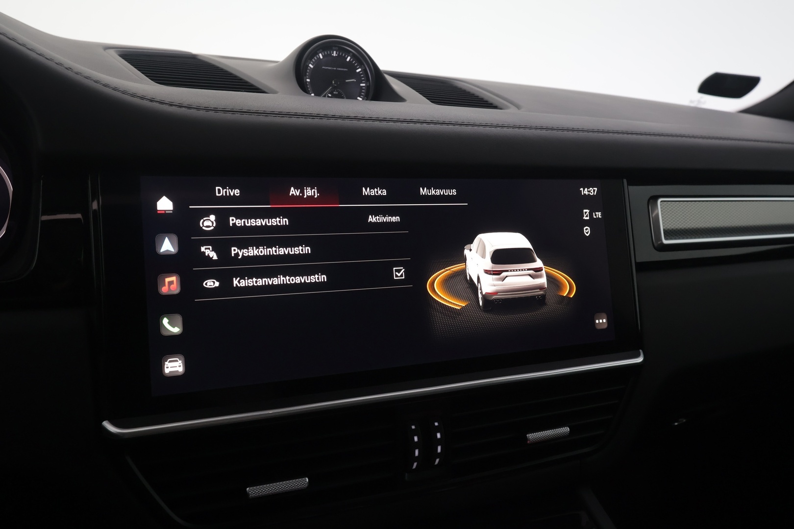 PORSCHE Cayenne 2023