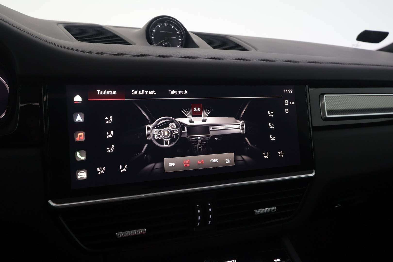 PORSCHE Cayenne 2023