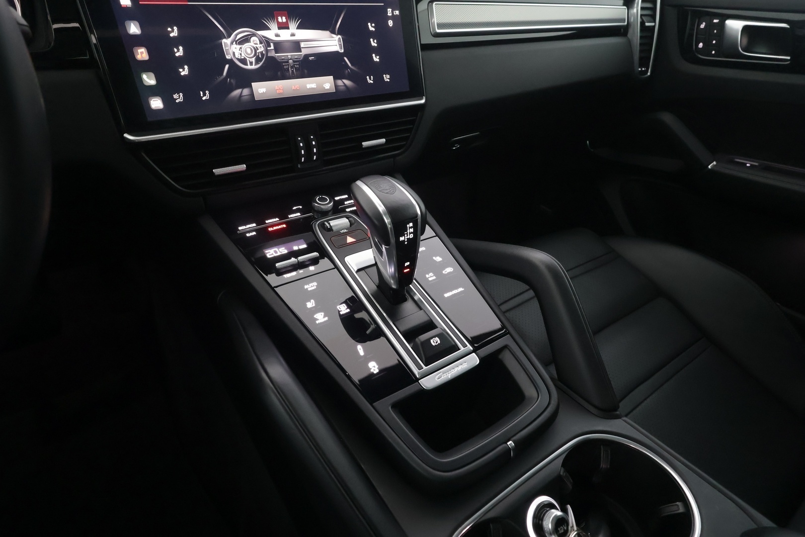 PORSCHE Cayenne 2023